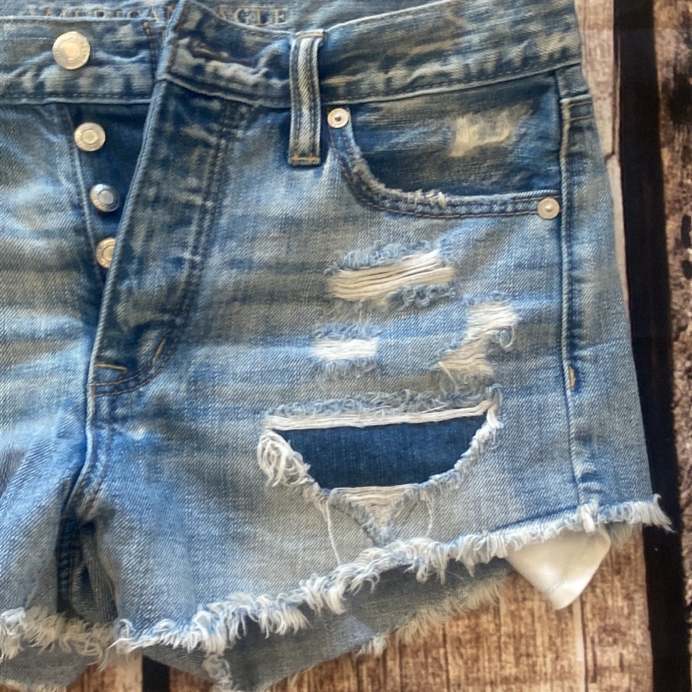 🌴 BUNDLE 5 FOR $25! 
AEO Sz 4 Jean depressed shorts button fly - Picture 3 of 8